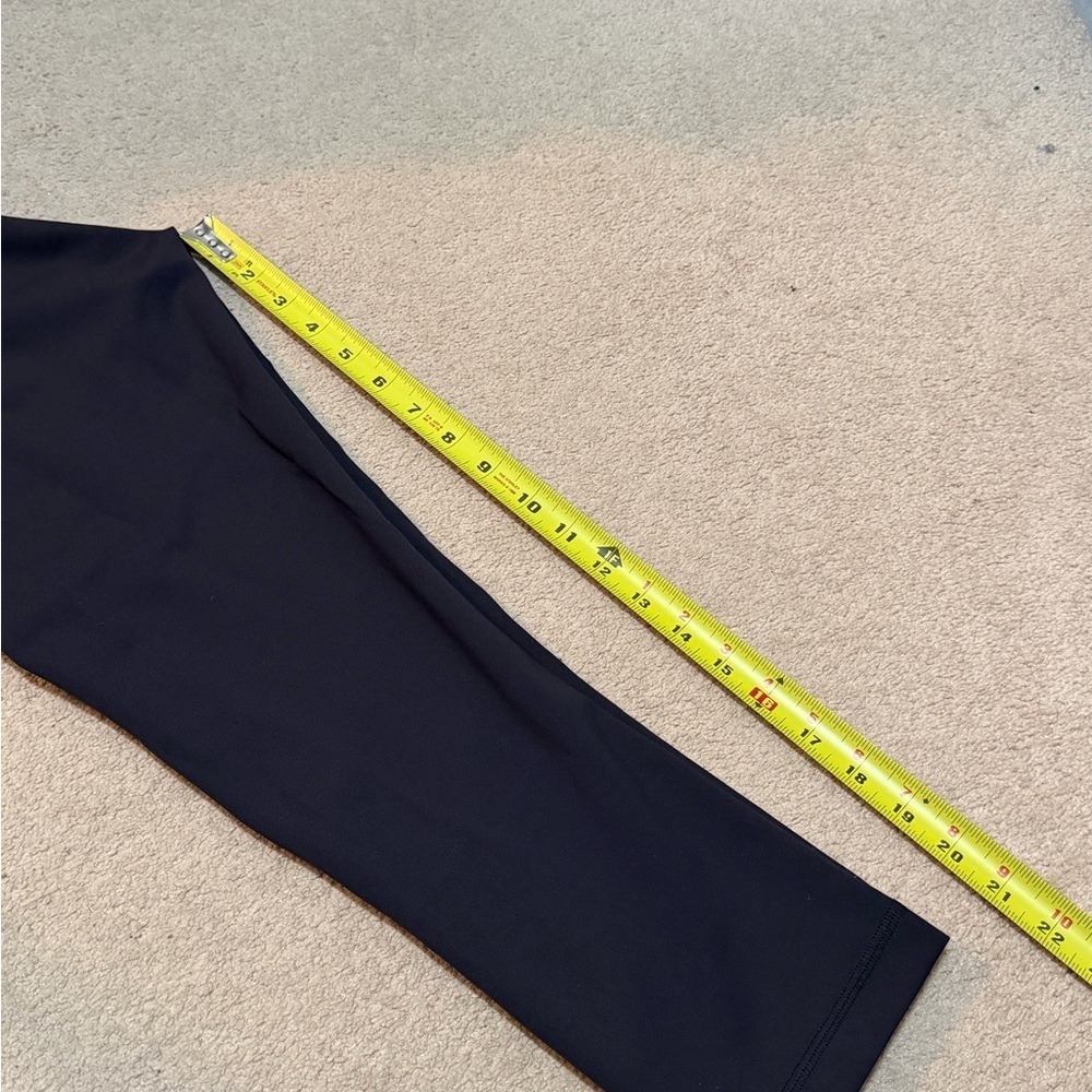 Lululemon wunder train high rise crop size 8 vvvvguc - Picture 6 of 6